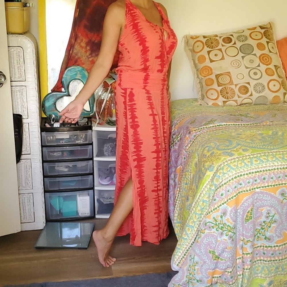 ❤️ Maxi Halter Dress - Picture 3 of 3